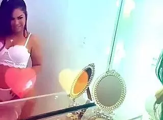 god my tanned brunette queen bee ass looks so hot in lingerie 😍 wanna creampie?