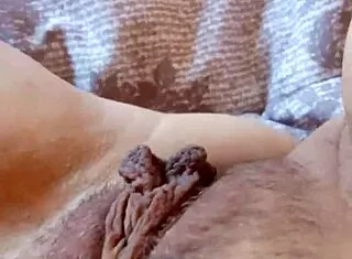 gretala shakes her fat curvy pussy while dancing homemade european style