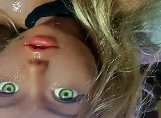 Sultry Muñeca Puta Pendeja Teases Clients