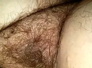 pregnant squirter squats hard