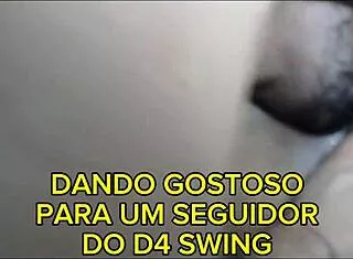 dei gostoso pro seguidor d4 swing... gozei na lingua dele!