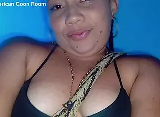 Lil midget worships giantess huge booty close