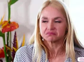 Stepmom Facesits Blonde Stepsis To Teach Licking Lesson Right