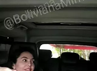 Mimi Pelada No Carro Do Macho Rumo Ao Motel Pra Foder