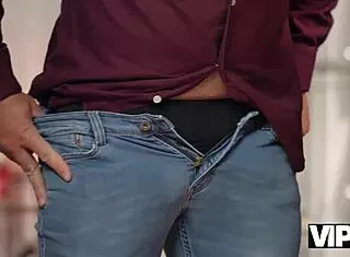 vip4k. hubby showed up seein me get fucked hard...