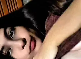 YULIETH GÓMEZ SHOWS OFF HER HUGE TITS!