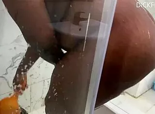 Quickie with boss wife in bathtub got her squirting wild! 🔥🛁 Subscribe Red Sheer!