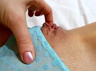 oh fuck, stroking my petite pussy after work!