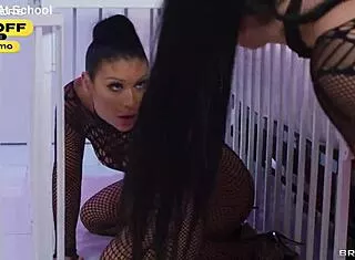 Angela White Queenie Sateen Uncaged Threeway Action