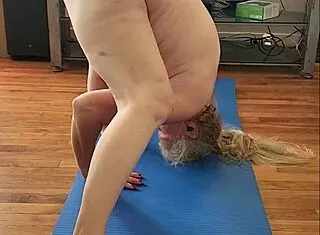 Ready to jerk off watching her naked yoga pussy stretch?