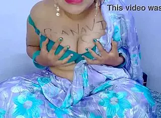 sangeeta's hindi dirty talk makes auntie wet 🔥😈