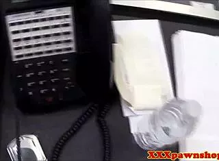 Inked pawnshop amateur gets facialized after bj