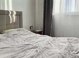 arab milf with big tits gives hot jerk instructions