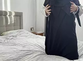arab milf with big tits gives hot jerk instructions