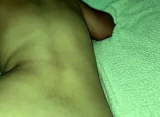 xxx hijastra se deja follar asi de facil first time