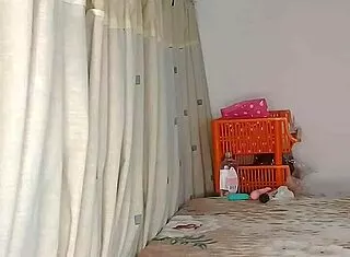 Cuando Mi Marido No Esta Grabo Video Para Enviarlo A Mis Compañeros De Trabajo Me Encanta Ser La Zorra De Todos Mi Húmedo Coño Quiere Ser Follado Por Muchas Pollas Grandes ¿Tú Me Quieres Follar