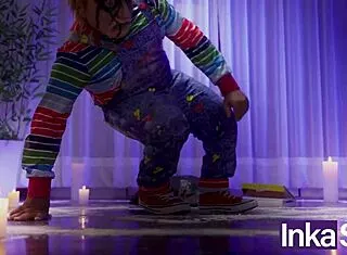 chucky comes to life surprising tiffany on halloween