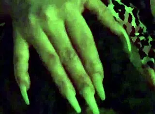 Fuschia leopard s5 features juicy milf licking pussy