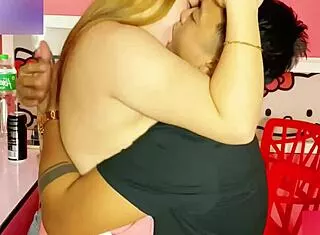 Pantat besar istri tetangga bikin ketagihan ngentot anal sampai crot di pantat
