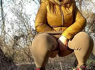 Wet Pussy Of A Mature Milf Squatting And Peeing