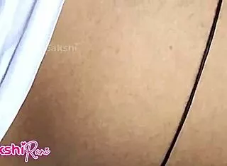 Padosh wali bhabi gets tight anal fucking