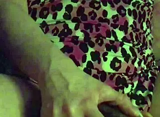 Fuschia leopard s5 features juicy milf licking pussy