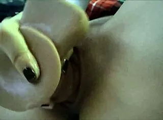 girlfriend uses big dildo and vibrator until she cums