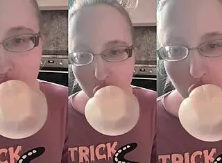 asmr huge bubble gum