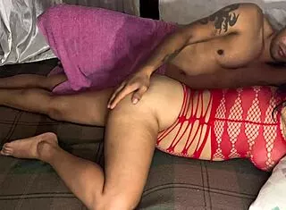 entre al cuarto de mi cuñada culona y me dijo por el culo no porfavor