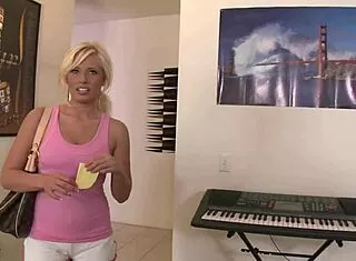 blonde mom angelina ash tests sybian then gets railed hard
