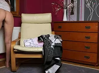 hot masturbation from young mommy with perfect ass