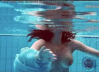 piyavka chehova big bouncy juicy tits underwater