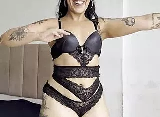 Big Booty Brazilian Gets Fucked by American Daddy Black for Carnaval 2026
