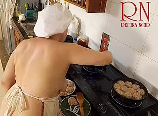 Nudist Housewife Regina Noir Cooks Naked In Kitchen Full Video