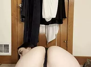 I Love To Deep Throat My Huge Dildo And Shake My Ass