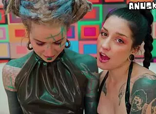 inked goth girls do intimate latex fisting until they squirt