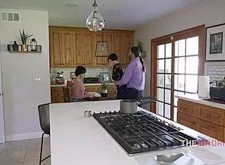 Man of the house casually fucks teen 18+ no reaction just casual freeuse theignoring
