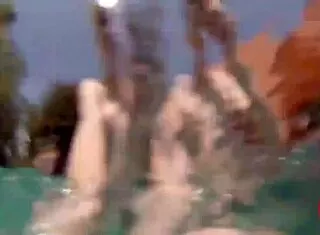 does samantha rone finger fuck underwater