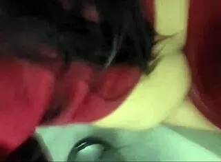 la colegiala mexicana se la coge en el baño