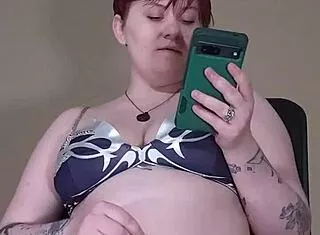 Shadowheart Cosplay Amateur Uses Panty Vibrator To Tease Her Big Clit And Pussy!
