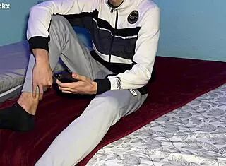 i give erotic massage and record secretly