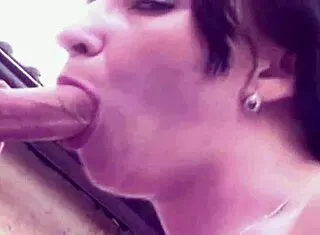 Mature big ass and big tits enjoy outdoor dating fun