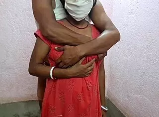 amazing choot chudai between two desi servants desi gorgeous maid pussy