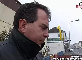 mollige deutsche auf der stra�e angesprochen und zum sex �berredet
