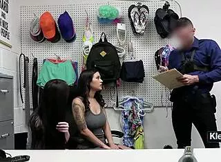 Shoplifters Bend Over For Cavity Search To Skip The Cops