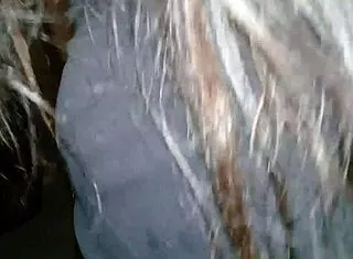 Jessy dandome lapdance with her sexy moves and tight body close