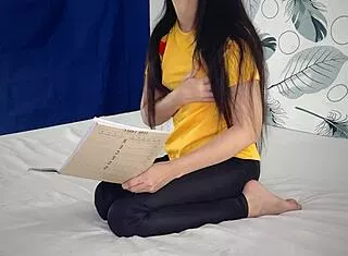 Step father and step daughter sex video with hindi audio