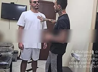 fazendeiro gets strong shoulder massage turning into office handjob