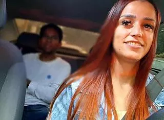 safada motorista flagra passageiro se masturbando no carro
