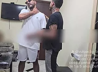 fazendeiro gets strong shoulder massage turning into office handjob